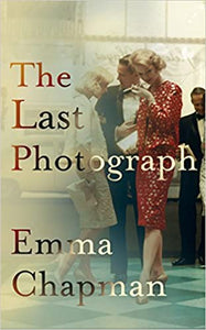 Last Photograph /T - BookMarket
