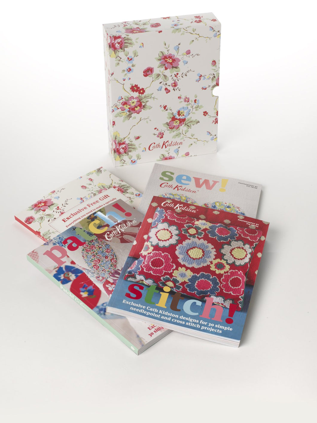 Cath Kidston Slipcase: Sew, Stitch,Patch - BookMarket