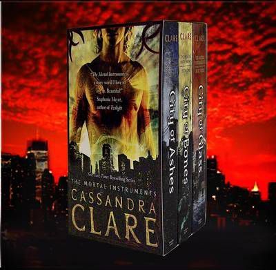 Mortal Instruments : Gift Set 1-3 - BookMarket